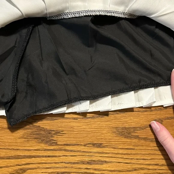Kawaii Black and White Piano Mini Skirt - Picture 5 of 5